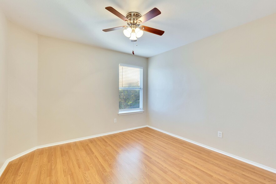 Building Photo - 3201 Mocha Trl