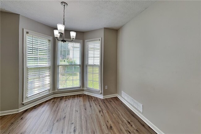 Building Photo - 39 Fawn Trail