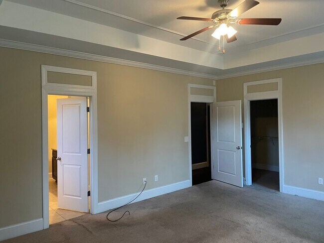 Building Photo - 426 Preakness Ln