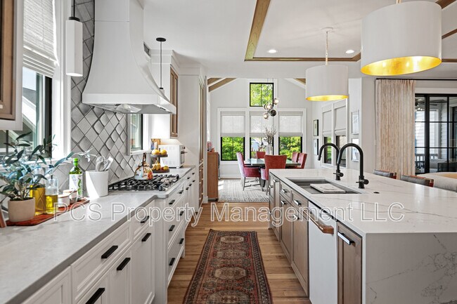Building Photo - 3618 Graythorne Dr
