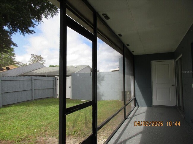 Building Photo - 2600 London Bridge Ct