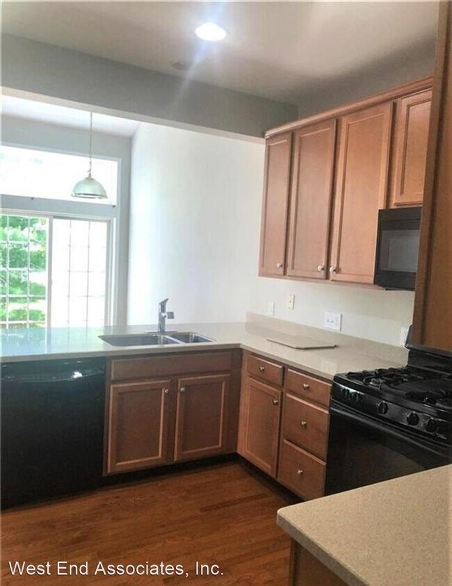Building Photo - 3 br, 2.5 bath House - 5264 High Vista Drive