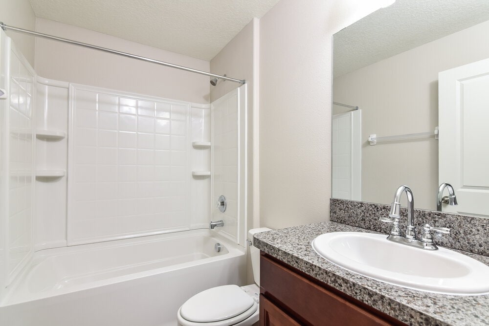 Building Photo - 127 Cascade Bend Dr