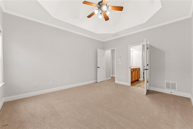 Building Photo - 3329 Rosecliff Trace NE