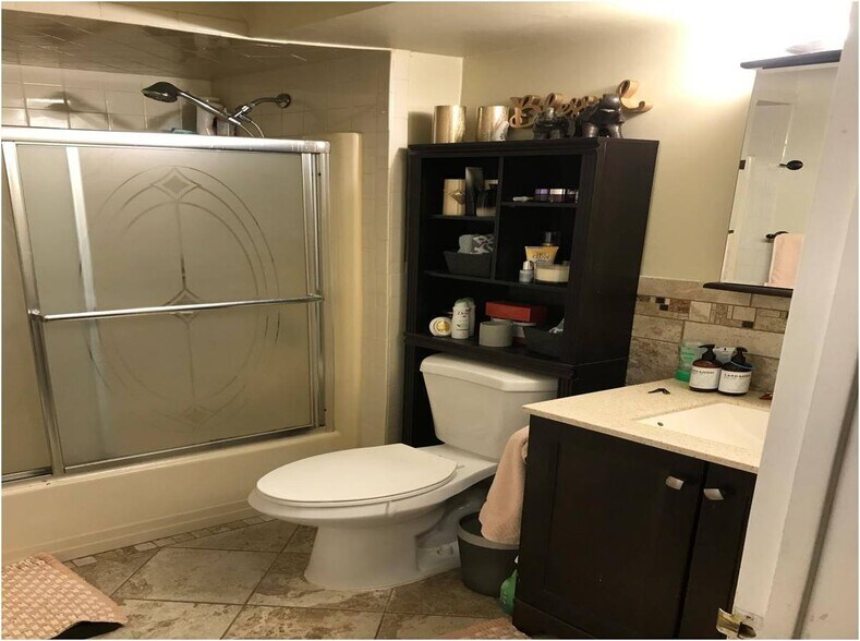 Building Photo - 45 John St