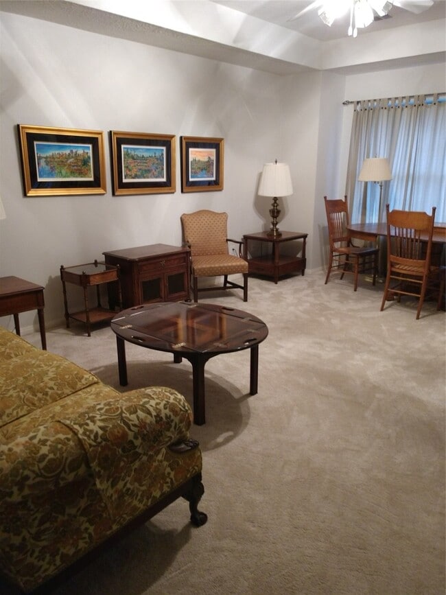 Building Photo - 15222 Holland Fields Cir