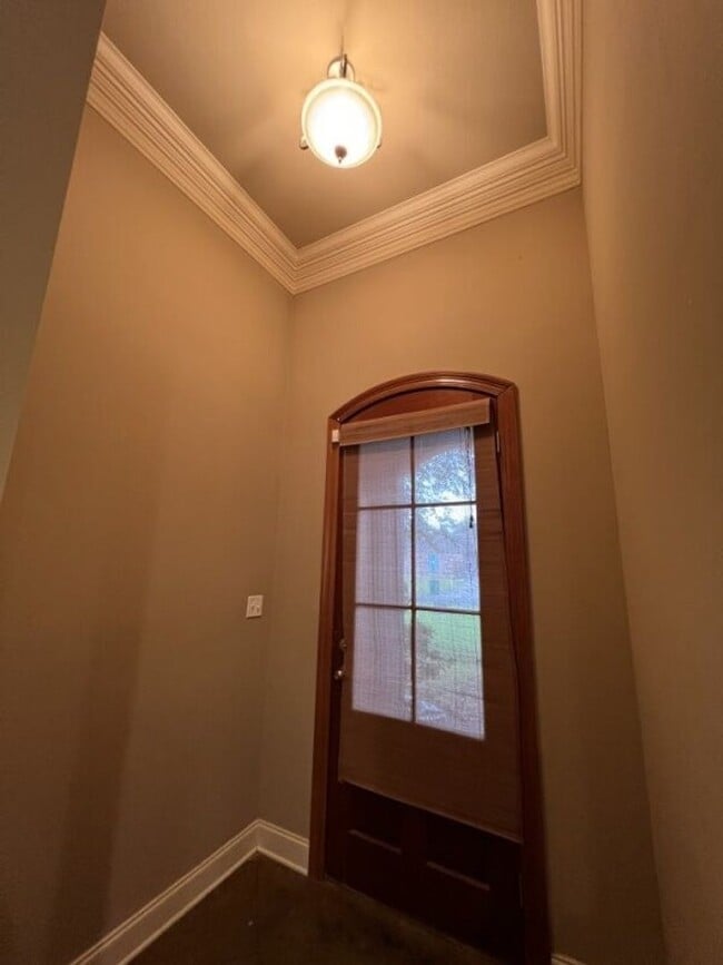 Building Photo - 2568 Middletowne Dr