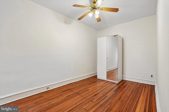 Building Photo - 868 N 27th St