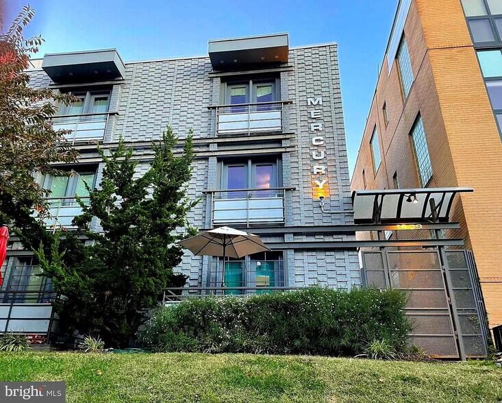 Building Photo - 1439 Chapin St NW