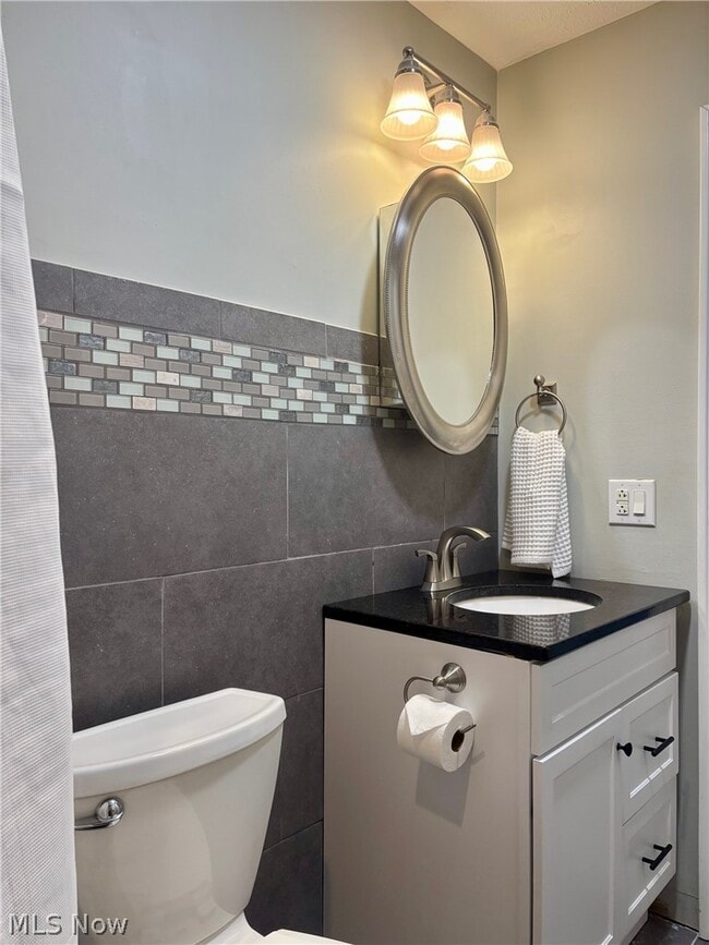 Building Photo - 20333 Detroit Rd