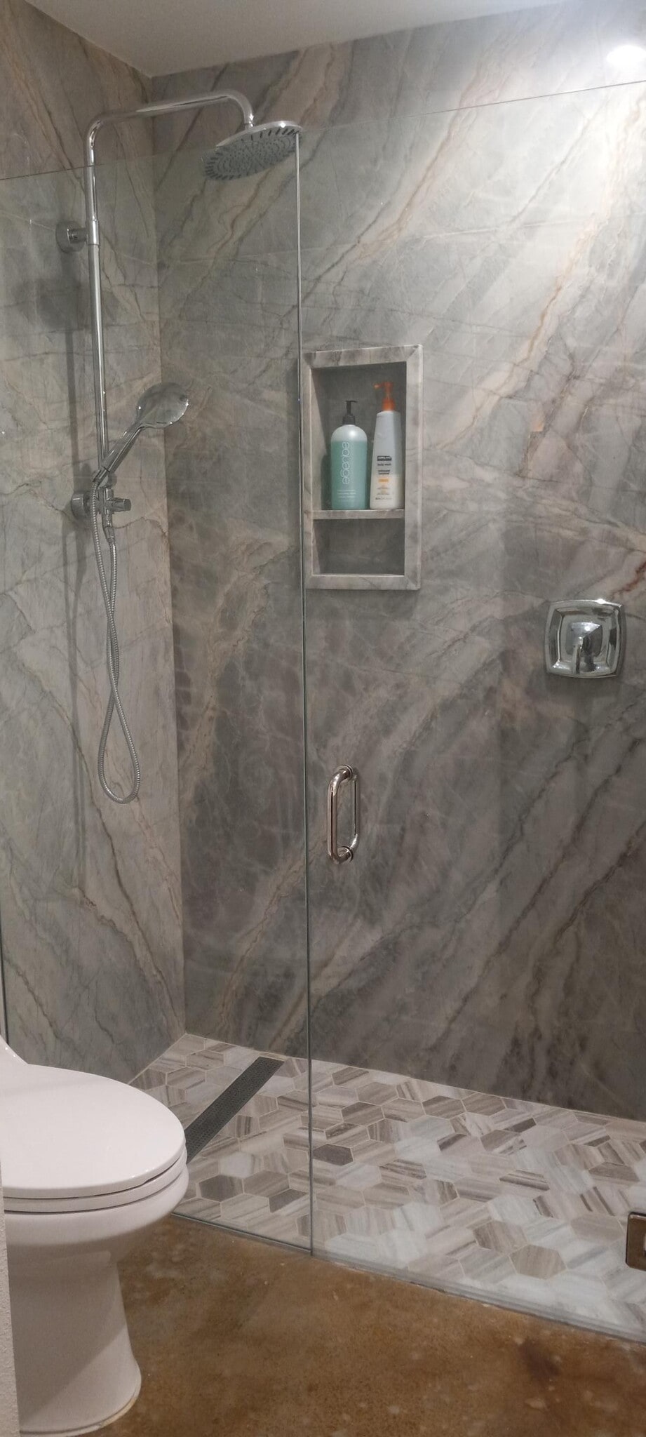 Shower - 42029 Cosmic Dr