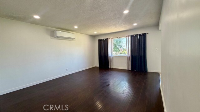 Building Photo - 12312 Loma Dr