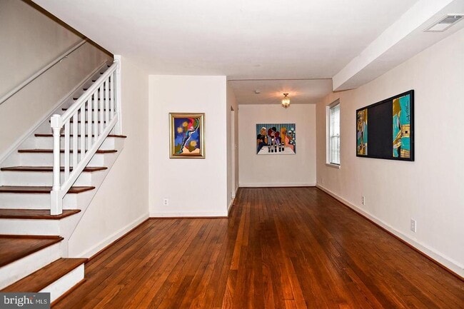 Building Photo - 2829 S Abingdon St