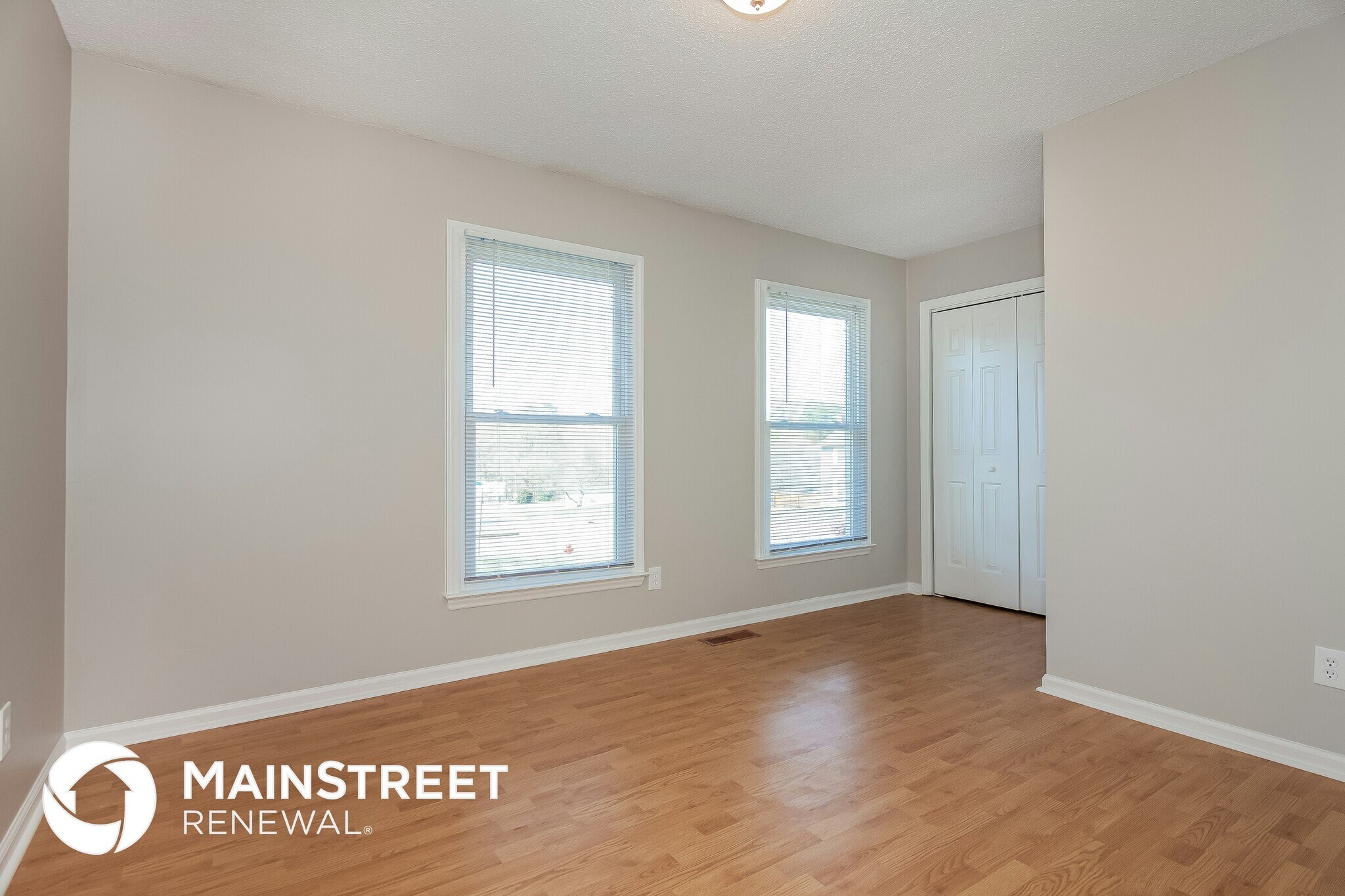 Building Photo - 124 Shade Tree Ct