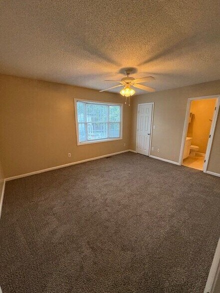 Building Photo - 3987 Sterling Pointe Dr