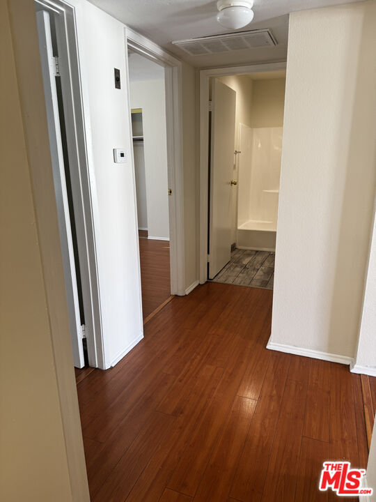 Building Photo - 221 N New Hampshire Ave