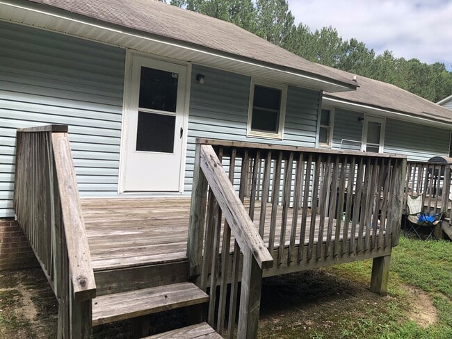 Building Photo - Kittrell Duplex 3