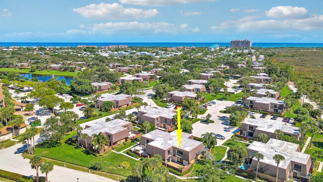 Building Photo - 2324 23rd Ct