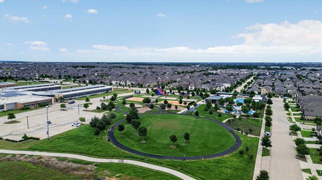 Building Photo - 7213 Willow Thorne Dr