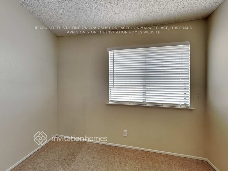 Building Photo - 40527 Nido Ct