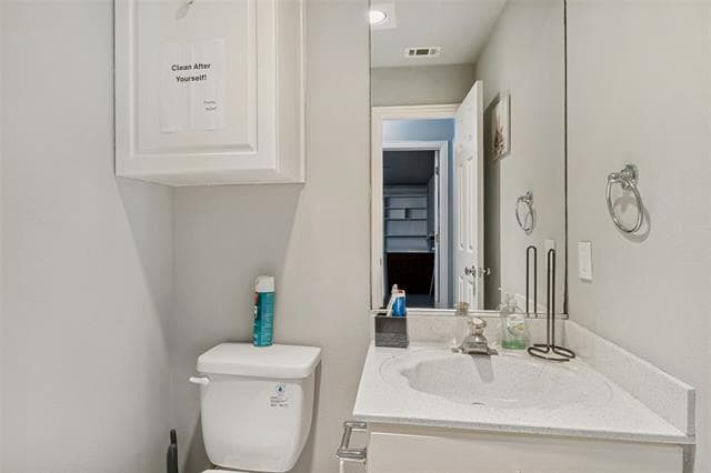 Building Photo - 3024 Encino Dr