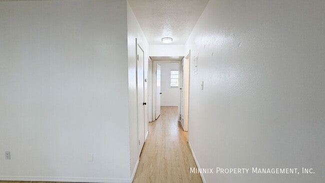 Building Photo - 5005 Avenue W