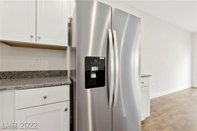 Building Photo - 12747 Epperly St