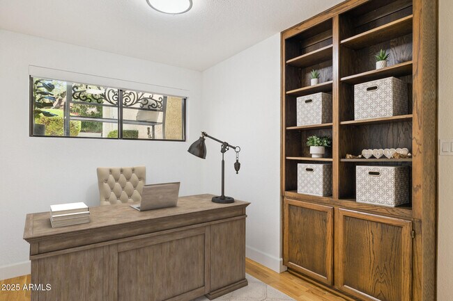 Building Photo - 5732 N 25th St