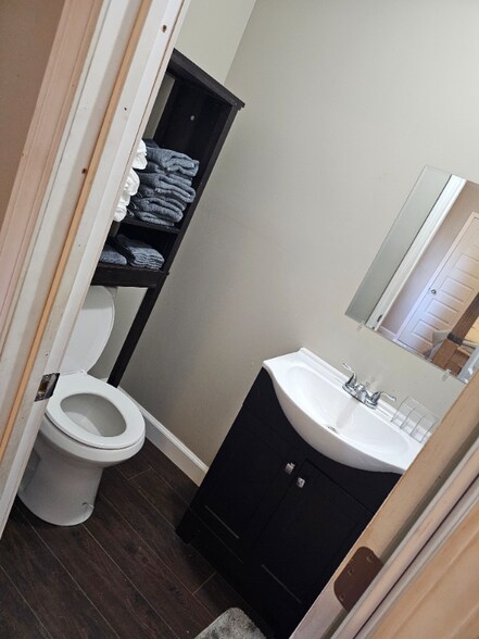 Building Photo - 1783 Love Town Rd