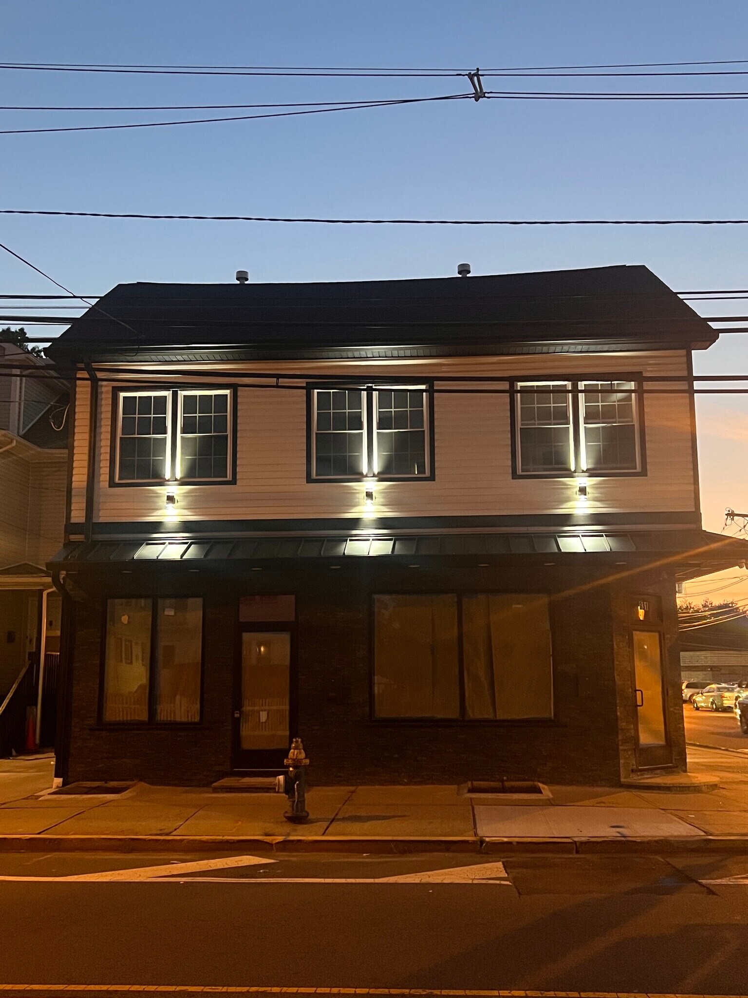 Building Photo - 331 Myrtle Ave