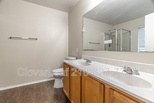 Building Photo - 104 Bay Willow