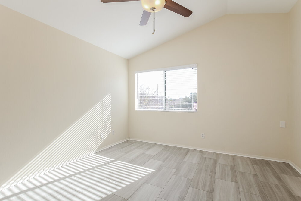 Building Photo - 1111 W Wagoner Rd