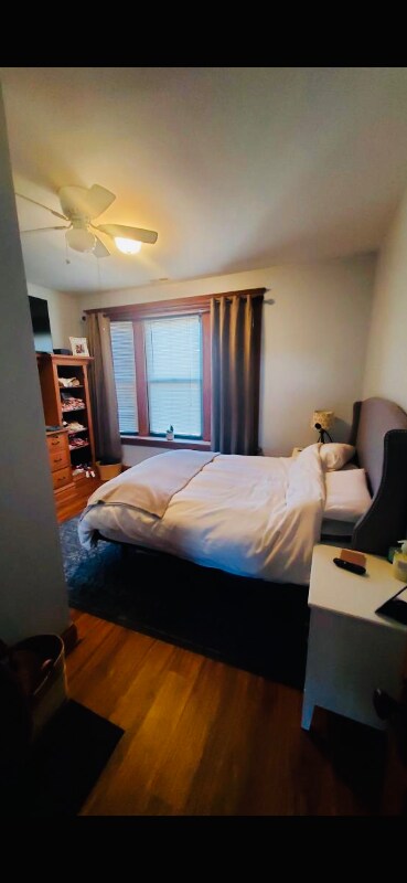 Building Photo - 2120 W Warner Ave