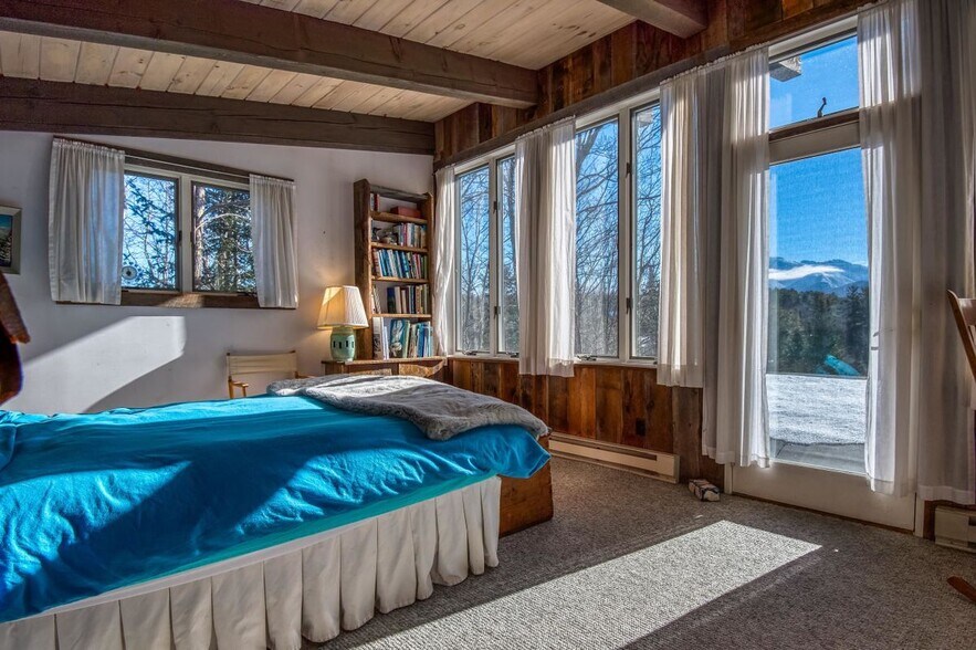 Building Photo - 36 Hoffmans