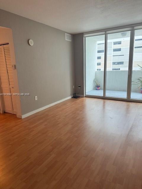 Building Photo - 500 NE 29th St