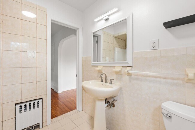 Building Photo - 49 Livingston Ave