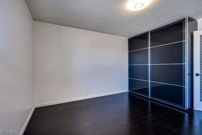 Building Photo - 3955 Gardiner Run