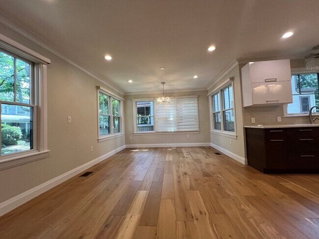 Building Photo - 23 Winslow Rd