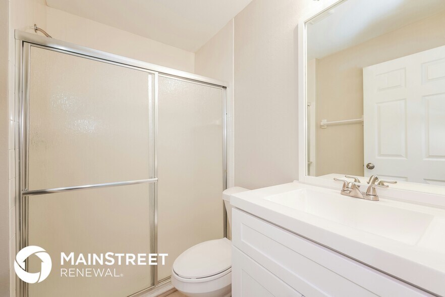 Building Photo - 1018 Garnet Ave