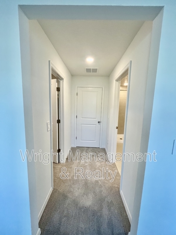 Building Photo - 36113 Risa Michele St