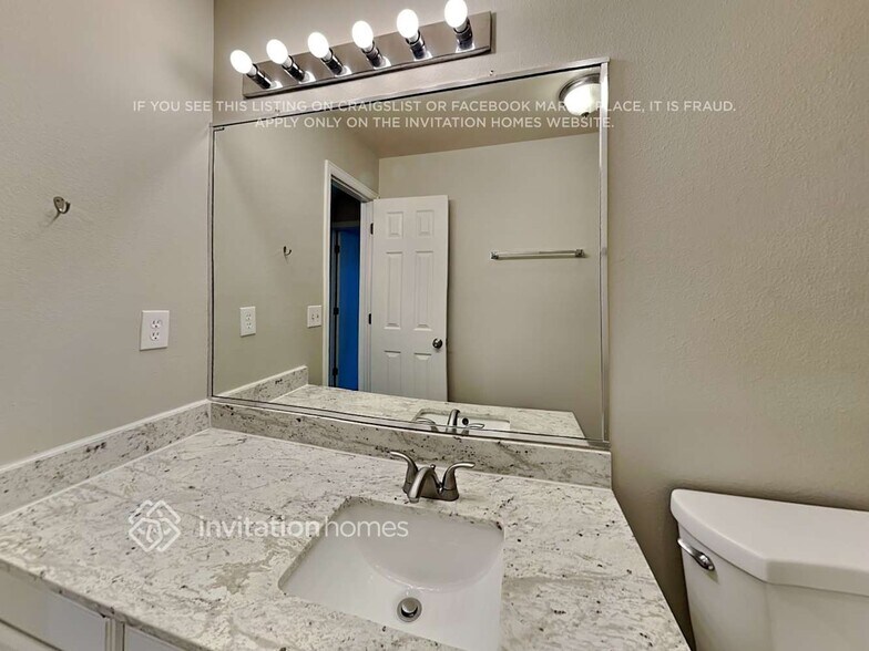 Building Photo - 19850 E Eldorado Dr