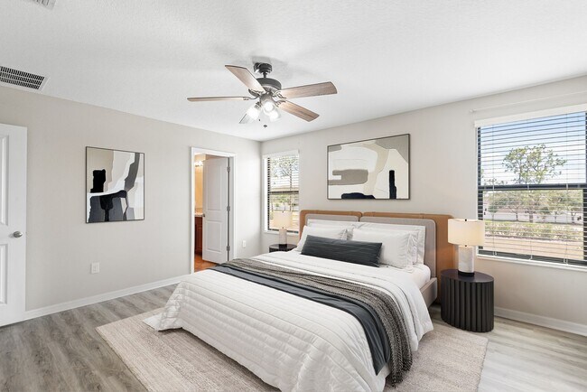 Building Photo - CARLTON LAKES HOMES FOR RENT!