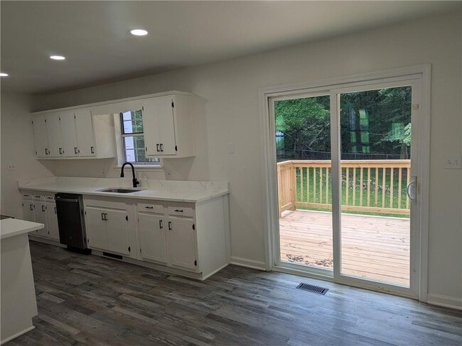 Building Photo - 5019 Bird Rd
