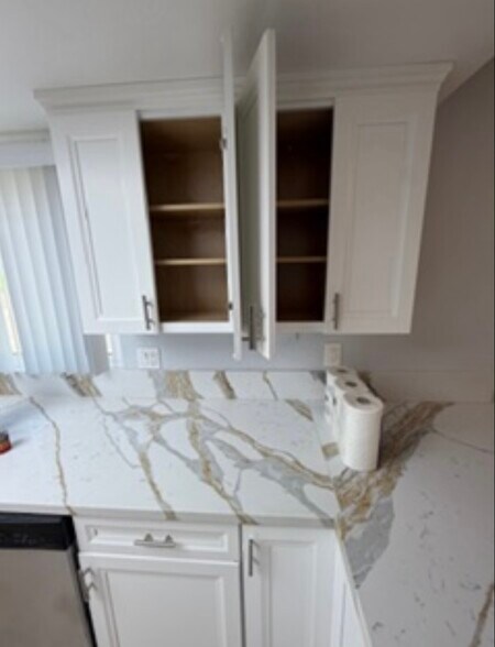 Building Photo - 9507 Petite Ln