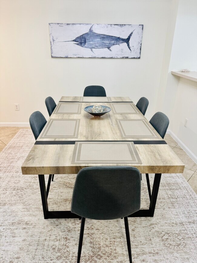 Building Photo - 1820 Florida Club Cir