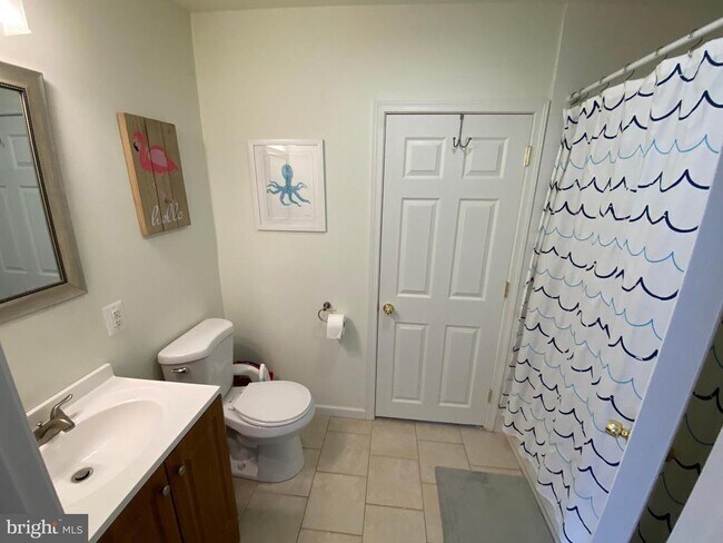 Building Photo - 13 Brookside Rd