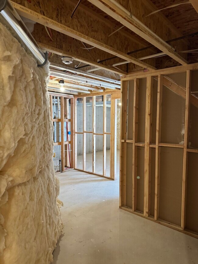 Building Photo - 3783 Big Horn Dr