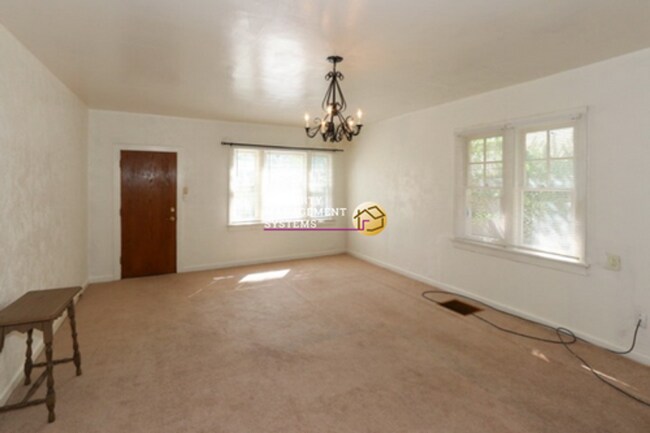 Building Photo - 309sa - S