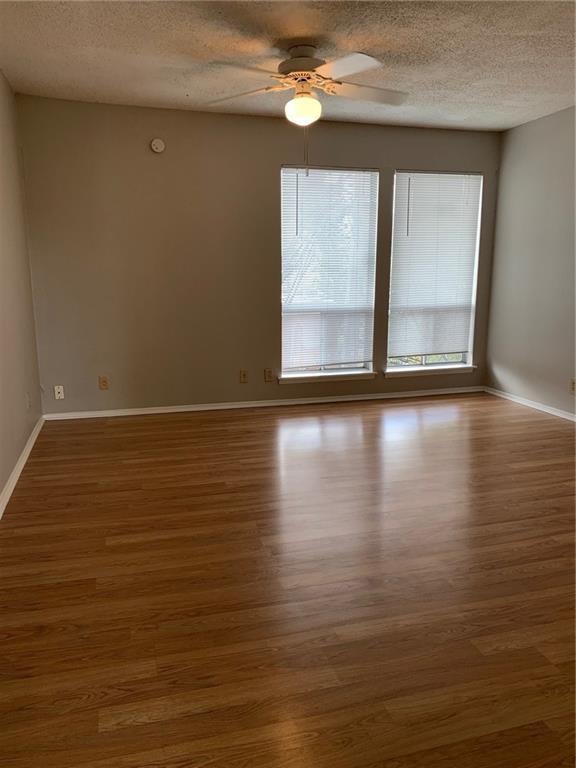 Building Photo - 105 E 38th St