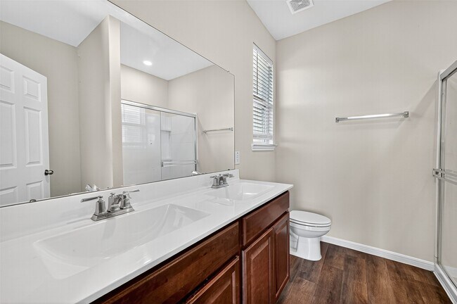 Building Photo - 4707 Prairie Chase Dr